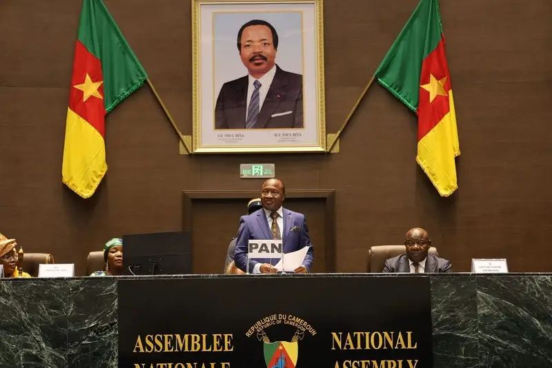 Cameroun : Théodore Datouo succède à Cavaye Yéguié Djibril à la tête de ...